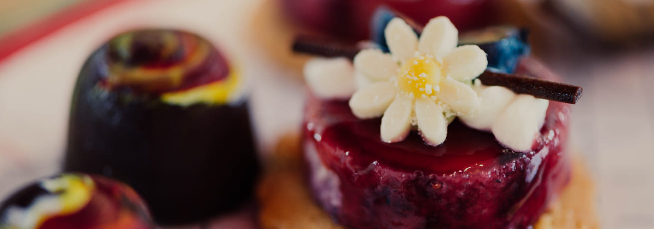 Cake menu152x